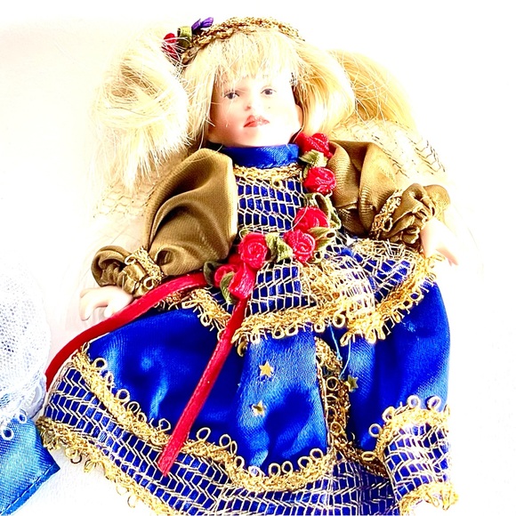 3 Vintage Paradise Galleries Porcelain Doll Christmas Holiday Ornaments - Picture 9 of 10